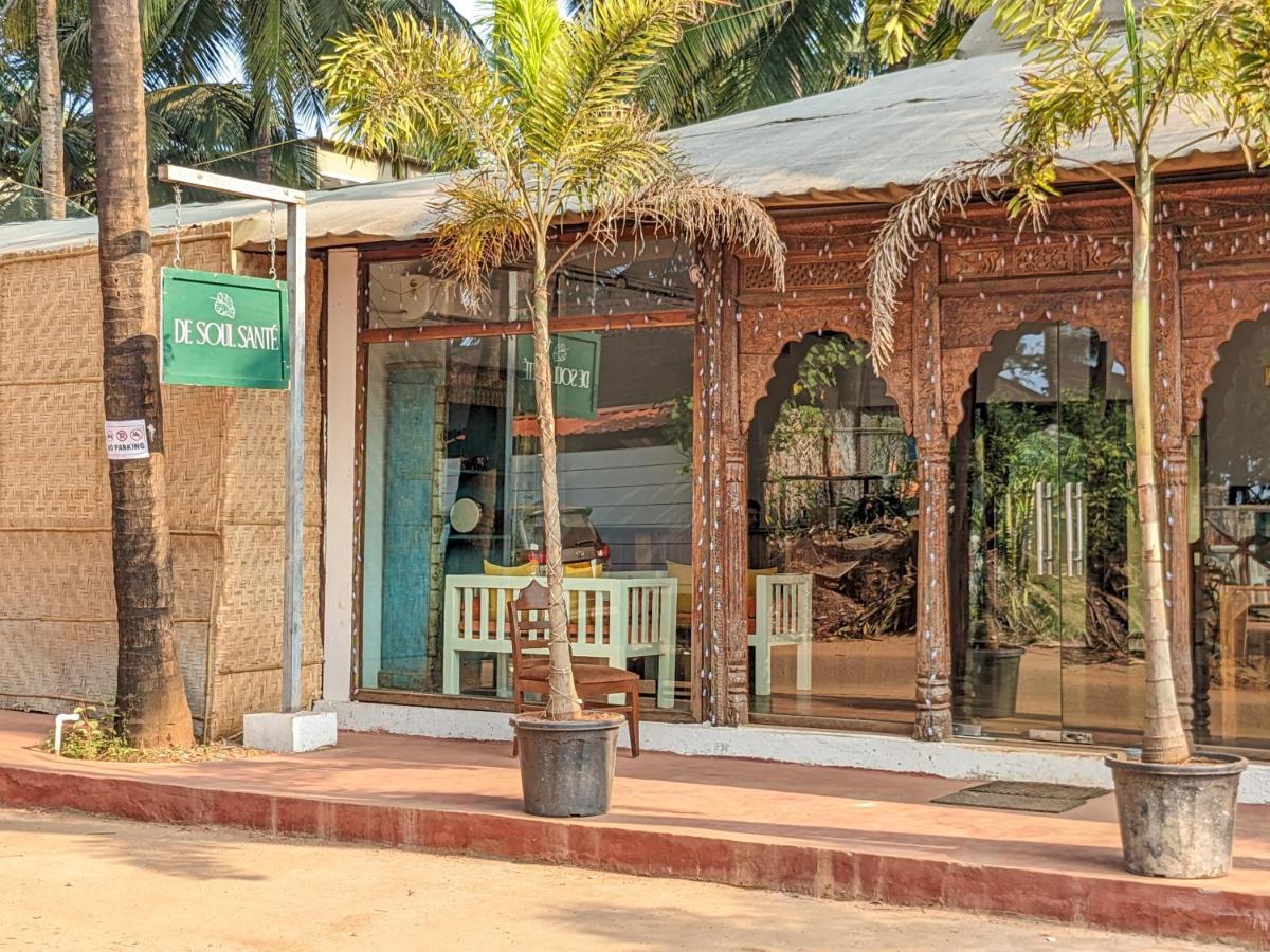 De Soul Sante Beach Resorts Morjim Goa 외부 사진