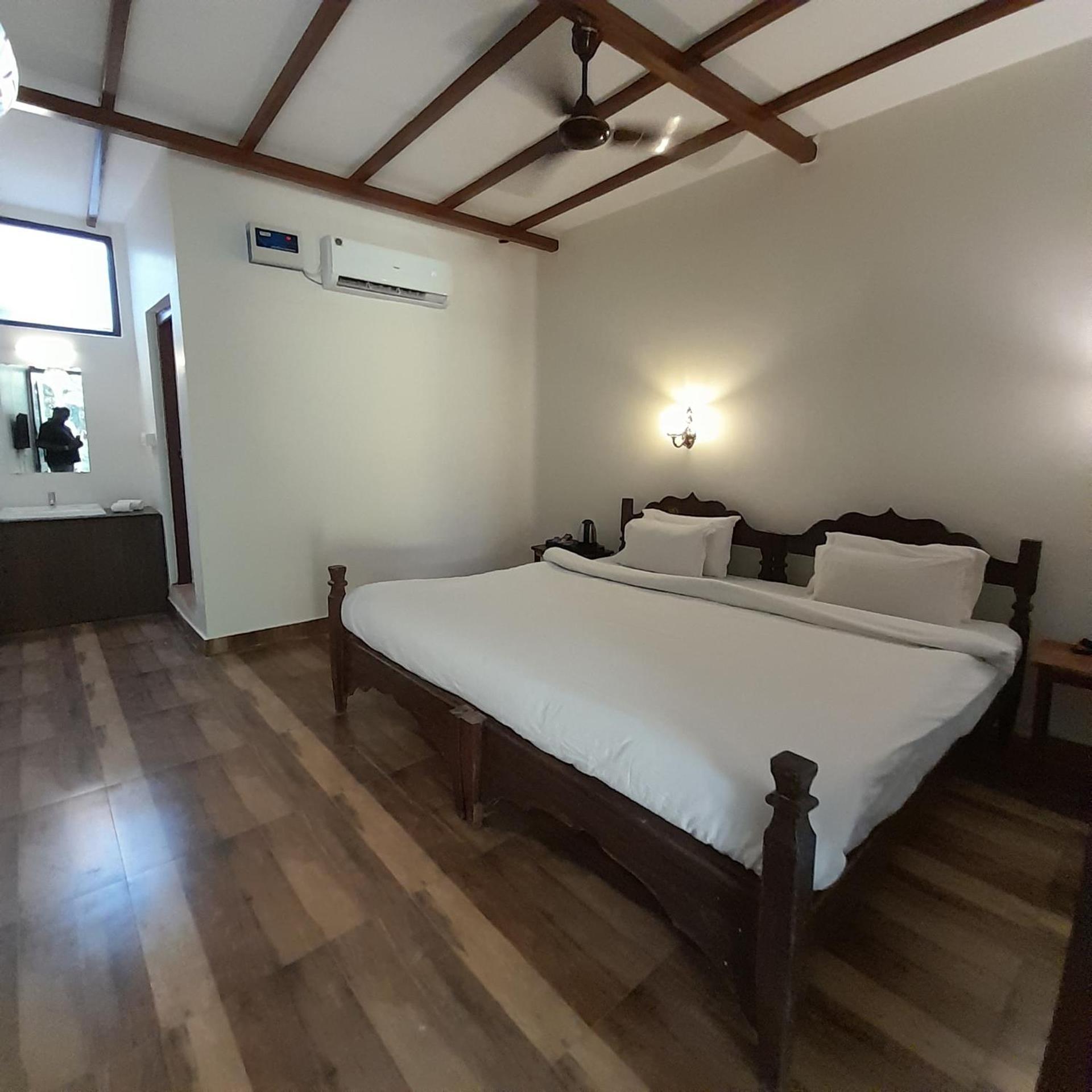 De Soul Sante Beach Resorts Morjim Goa 외부 사진